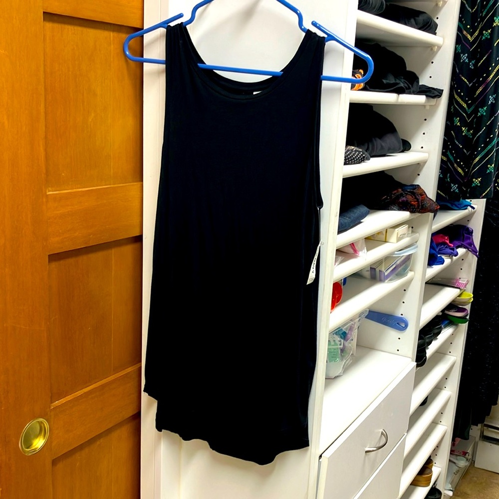 (3 for $15) Long loose fitting black tank top